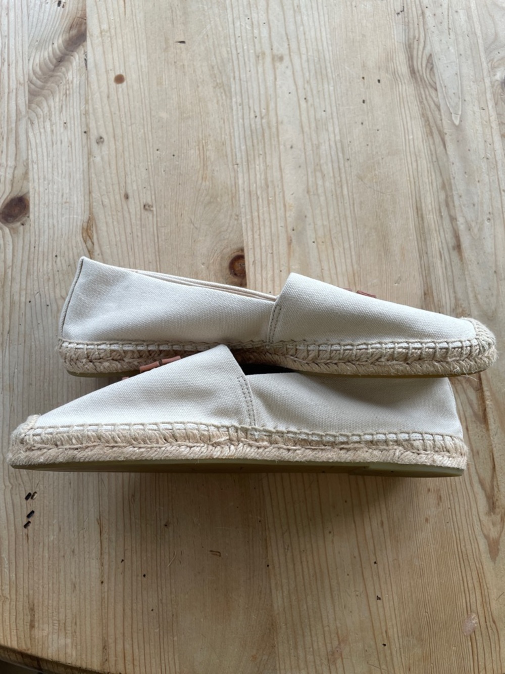 Tory Burch coastal core coastal grandmother espadrilles old money quiet luxury - Picture 5 of 7